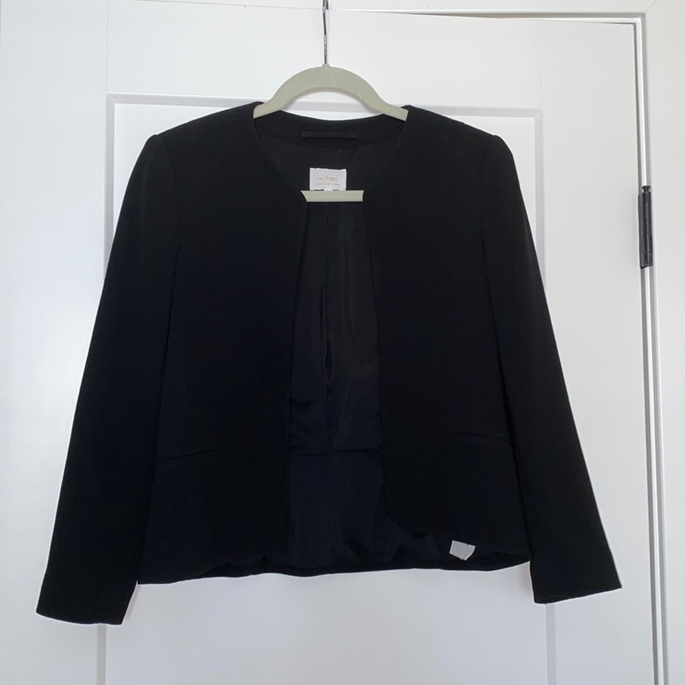 Aritzia (Wilfred) Cropped Blazer